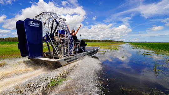 Airboating Mary River